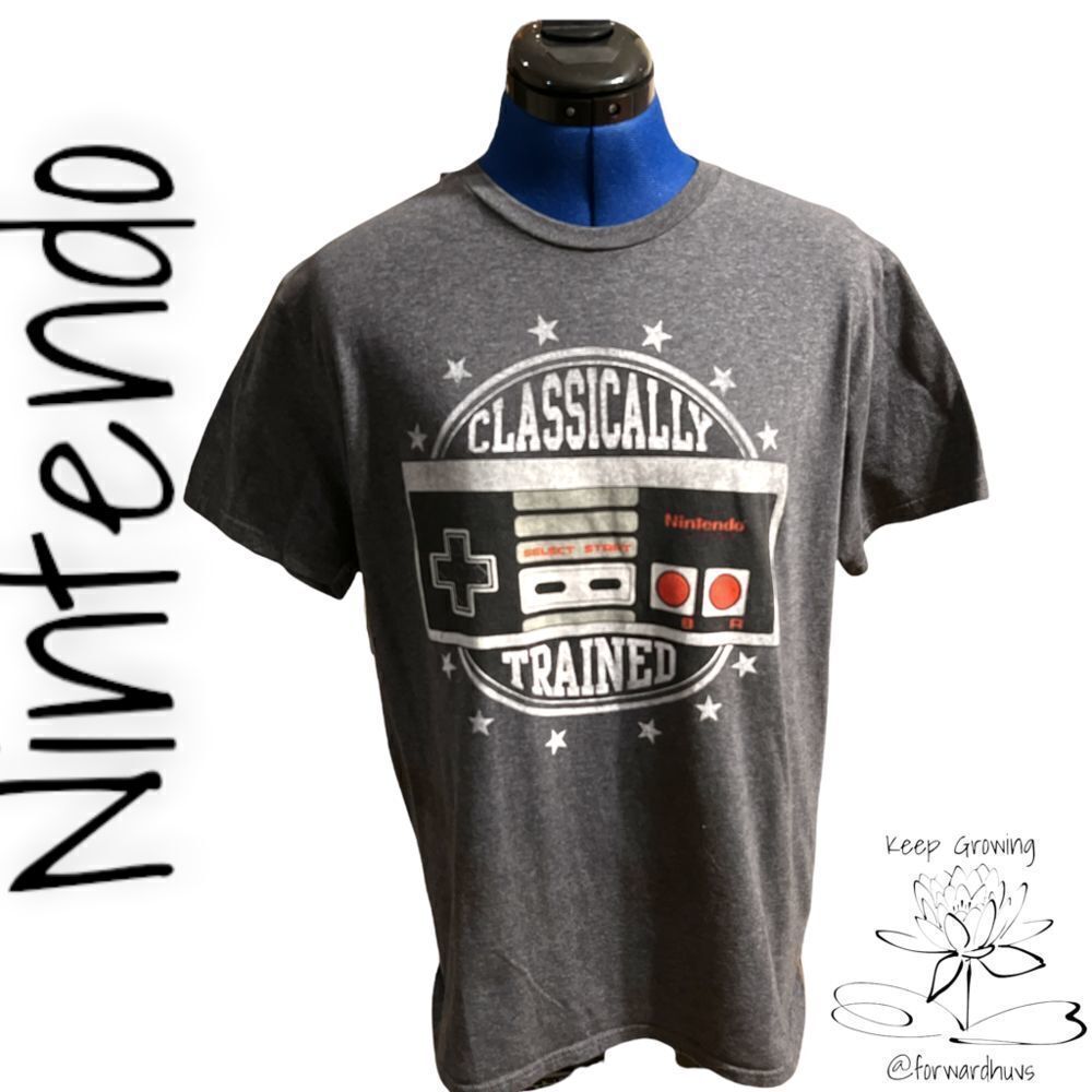 Nintendo Classically Trained Size Large